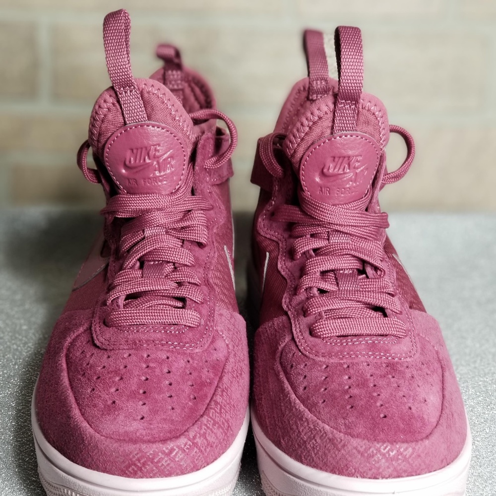 Nike Air Force 1 Mid "Force is Female" - Picture 3 of 5